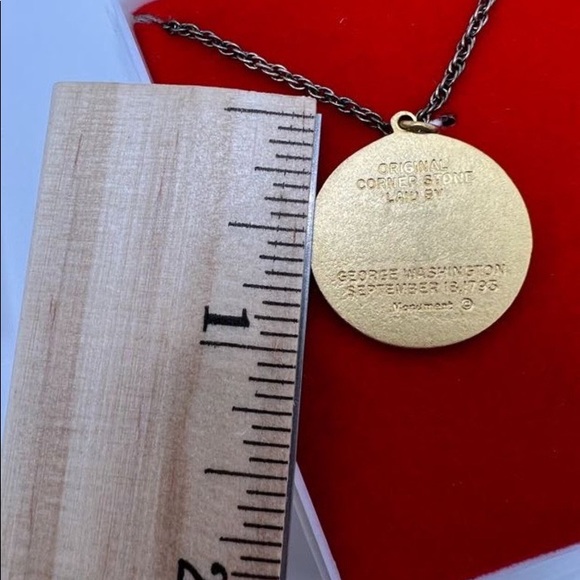 Original Cornerstone Laid by George Washington Monument Pendant on Chain In box - Picture 4 of 5